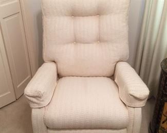 2 white perfect condition recliners and they rock too! 