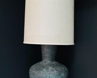 Fabulous MCM pottery table lamp