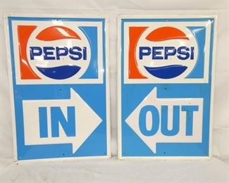 GROUP PHOTO OLD STOCK PEPSI SIGNS