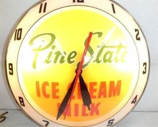 15IN. PINE STATE DOUBLE BUBBLE CLOCK