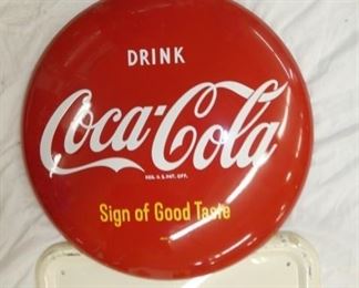 VIEW 3 COKE 6PK PILLAR SIGN