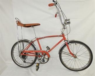 SCHWINN STINGRAY BICYCLE