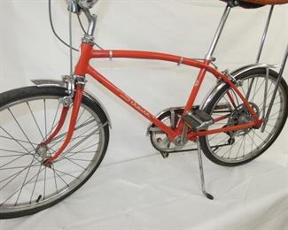 VIEW 7 SCHWINN STINGRAY BIKE