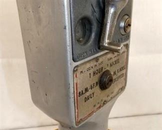 VIEW 3 SIDE VIEW NICKEL METER