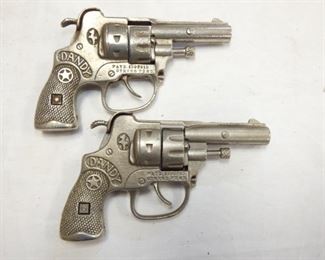 2 TIME TOY CAP PISTOLS