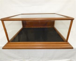 36X28 OAK COUNTER DISPLAY