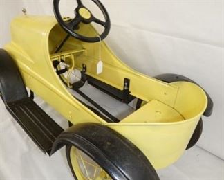 VIEW 5 TOP GARTON PEDAL CAR