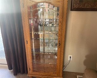 Small Curio Display Cabinet/lighted Oak