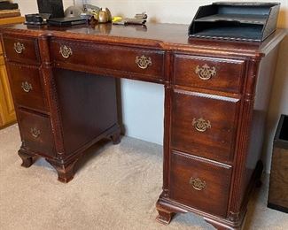Vintage Kneehole Desk, nice shape
