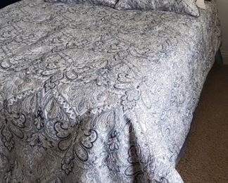 Close up of bedding.  Show pillow not in pic but included.$275 