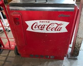 Great classic Americana conversation starter and stellar addition to your man-cave or entertainment space!