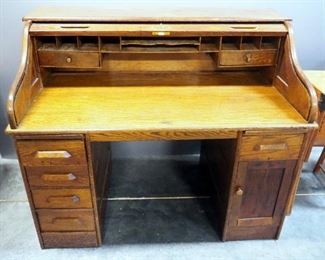 Solid Wood 6 Drawer Roll Top Desk With Dovetail Construction, 44" x 54" x 34"