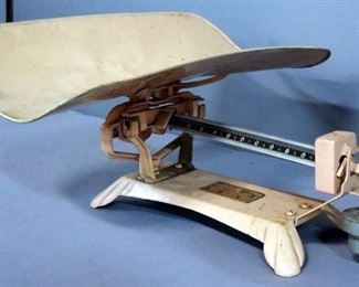 Vintage Deteco Beam Type Baby Scale