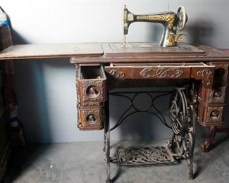 Antique 6 Drawer Treadle Sewing Machine Table, With Antique Franklin Sewing Machine, 32" x 34.5" x 18.5"