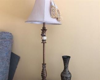 A PAIR OF THESE LAMPS AND VASES.