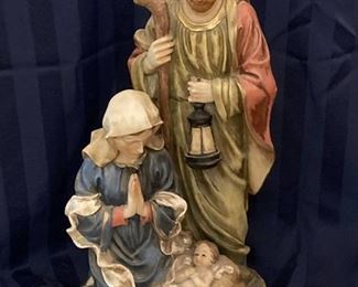 Mary and Joseph with Baby Jesus Garden Statue