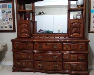 Mid Century Solid Wood Dresser with Mirrors Hutch