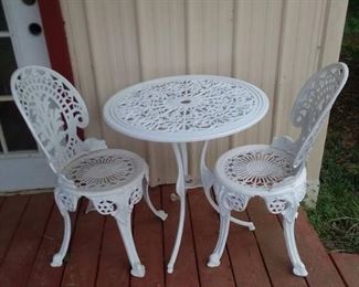 White Bistro Table and 2 Chairs