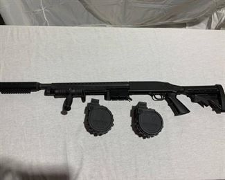 Mossburg 500 12 Gauge Shot Gun