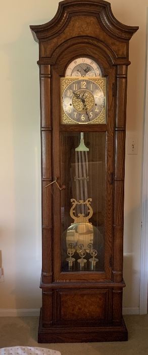 Colonial Mfg Co. German Grandfather Clock. 
