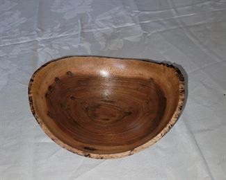 $25.00, Doug Barnes wood bowl 8 x 4"