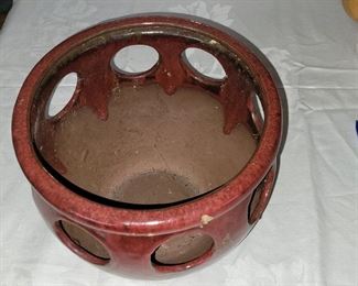 $8.00, Pottery planter 9 x 8"