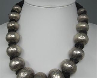 $18.00, Artisan Silver Chunky hand knotted necklace 16"