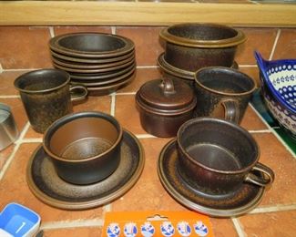 $150.00, Arabia Ruska service for 10 shows utensil wear
