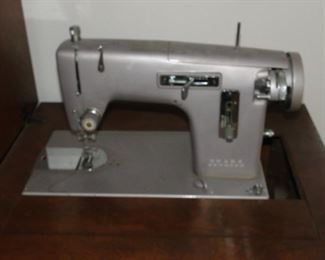 Sewing Machine Kenmore