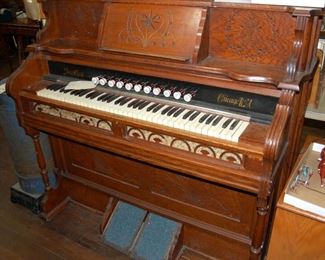 Antique Pump Organ WORKS and had the internals  rebuilt recently