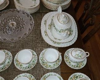 Aynsley England China Set