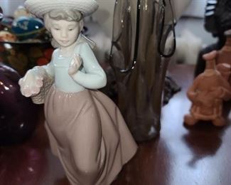 Nao By Lladro Figurine