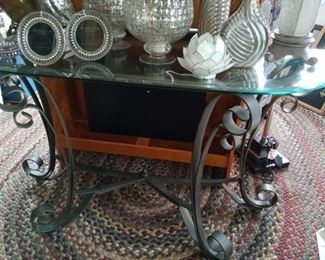 Metal/Glass 1/2 moon sofa table