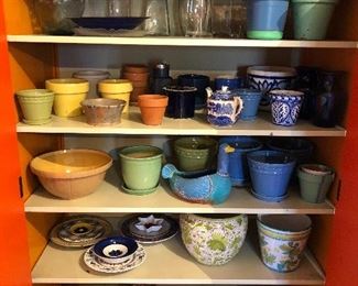 Many beautiful flower pots just in time for Spring!