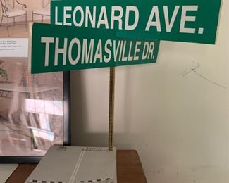 Thomasville Street Signs Notepad 