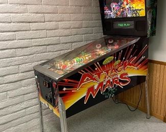 ATTACK FROM MARS Pinball Machine by Bally - EXCELLENT Condition