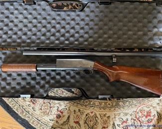 REMINGTON Wingmaster 870 12 Gauge Shotgun