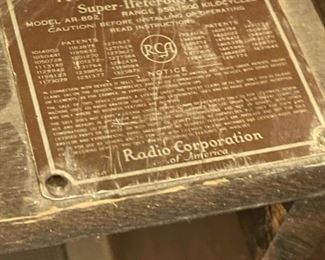 Antique WORKING RCA RADIOLA 62 Tube Radio in Cabinet Stand