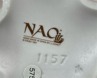 LLADRO NAO "Pampered Poodle" Figurine - 1157