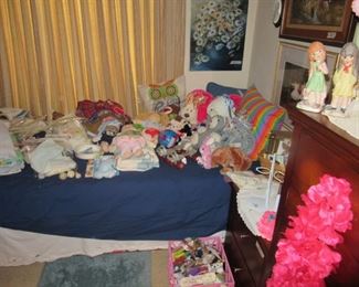 Stuffed Toys with Twin Bed and Dresser.