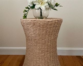 Item 59: Rattan Side Table - 14.25" x 18.5": SOLD
Item 60: Small vase of white flowers - 9.5": SOLD
