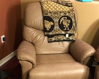 leather recliner (nice)