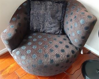 1 of 4 pieces $1,200