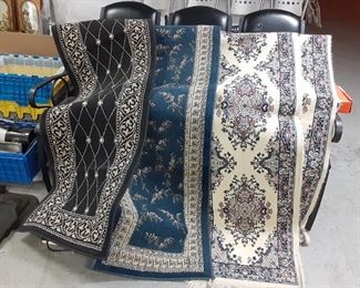 4 carpet runners $5 each
