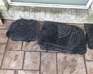 Automobile floor mats winter