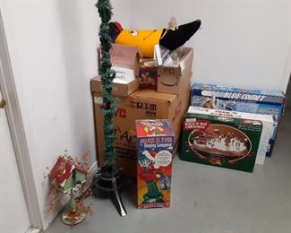 10 ft tall Christmas tree pre lit $40