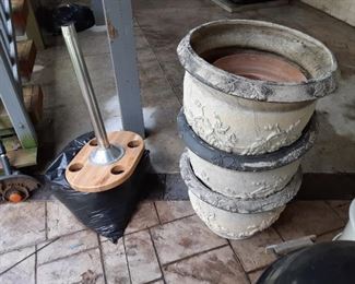 Pots and planters for gardening