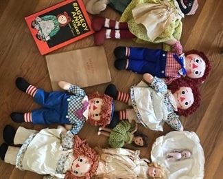 Knickerbocker Raggedy Ann and Andy, Georgene Raggedy Ann and Andy.  Vintage cloth and Porcelain dolls.  Raggedy Ann Books