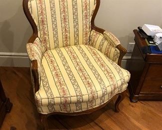 Single easy chair