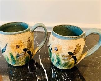 $30 - Detail large mugs